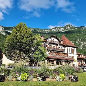 ** Hotel Restaurant Riva France
