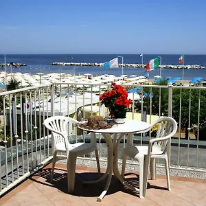 *** Hotel Excelsior Italia
